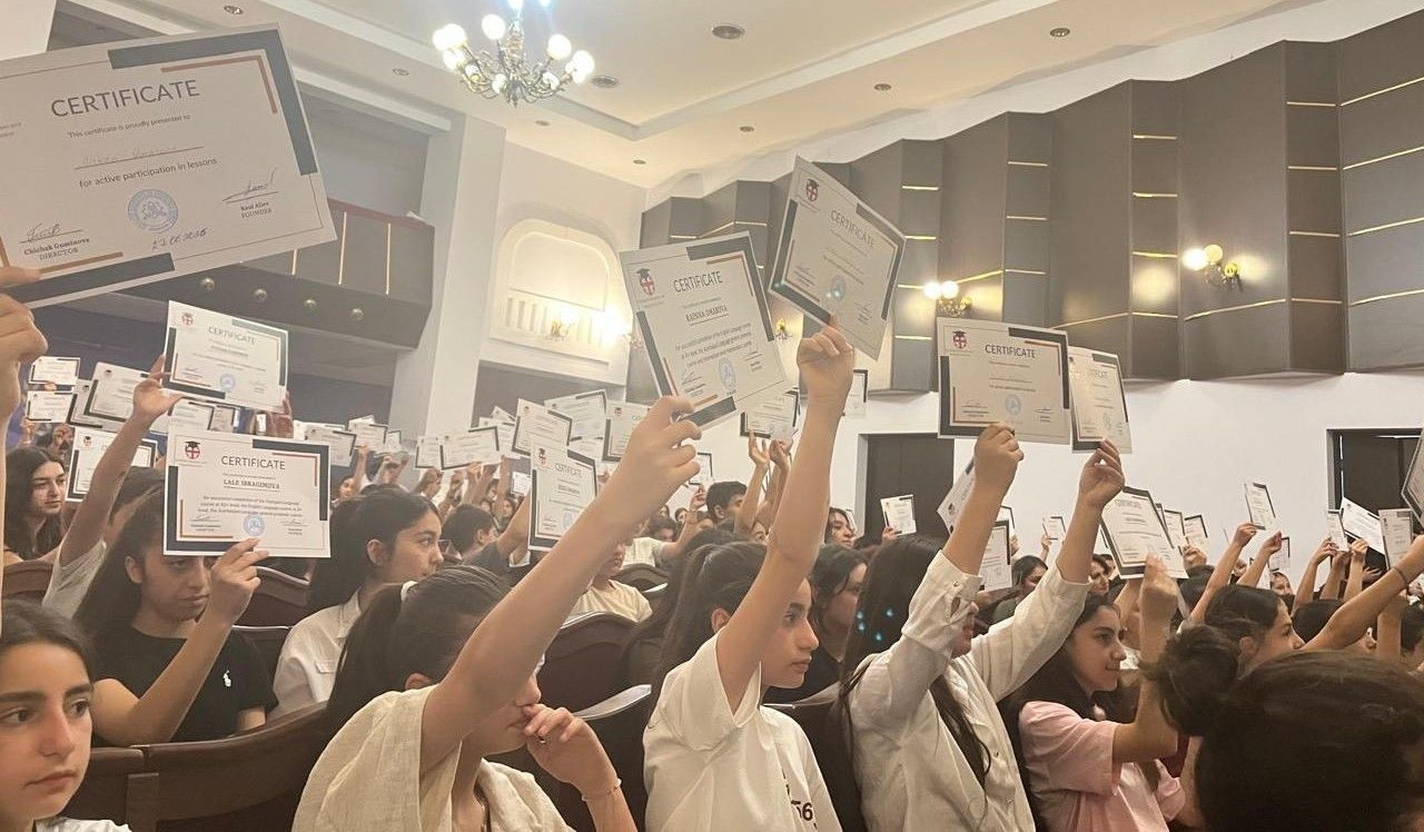 “Qardabani Təhsil və İnteqrasiya Mərkəzi”ndə 2024–2025-ci tədris ilinin yekun tədbiri keçirilib
