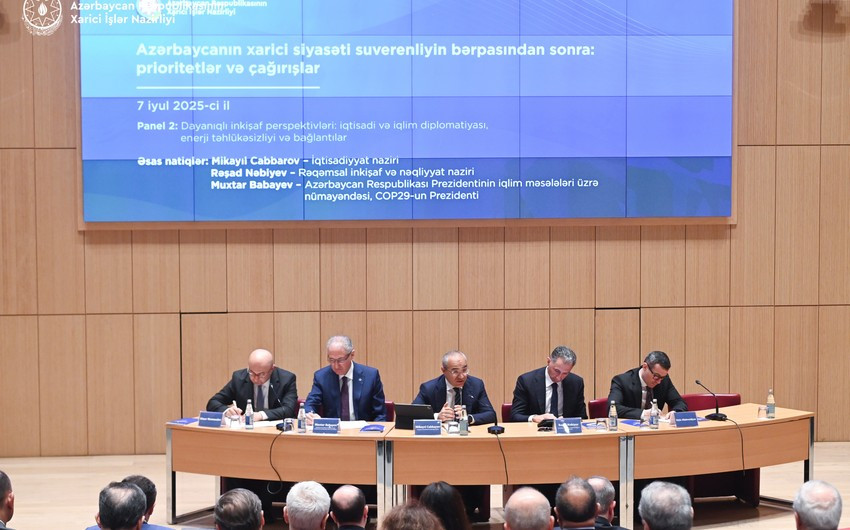 Diplomatlar geoiqtisadi gərginliklərin iqtisadi diplomatiyaya təsirlərini müzakirə ediblər