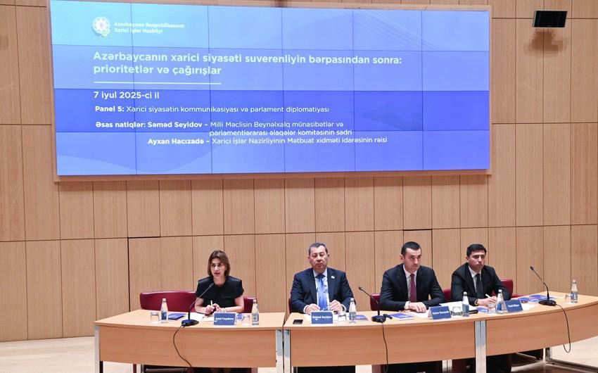 Diplomatik müşavirədə parlament diplomatiyası və strateji kommunikasiya müzakirə olunub