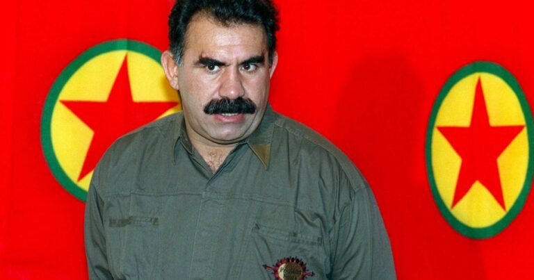 Abdullah Öcalan 26 ildən sonra ilk dəfə videomüraciət yayımladı: PKK silahları yerə qoyur