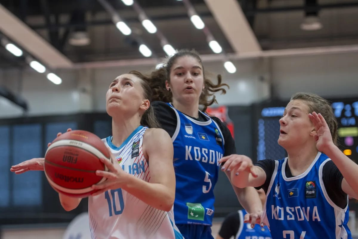 Qızlarımız Avropa Çempionatında 3-cü qələbəsini qazanıb