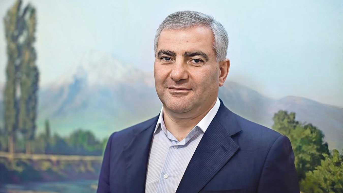 Samvel Karapetyan Roman Bağdasaryana qarşı məhkəmə iddiası qaldırdı