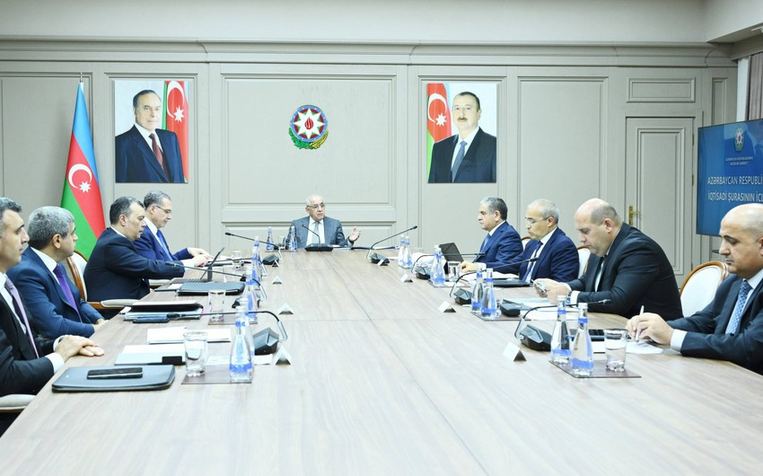 Gələn ilin büdcəsi İqtisadi Şuranın iclasında müzakirə olunub