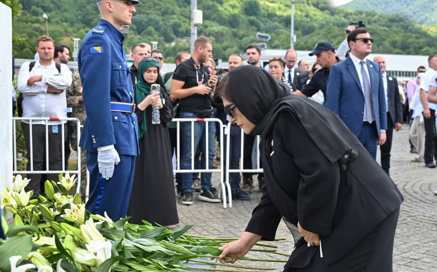 Sahibə Qafarova Srebrenitsa qurbanlarının xatirəsinə həsr olunan anım mərasimində iştirak edib