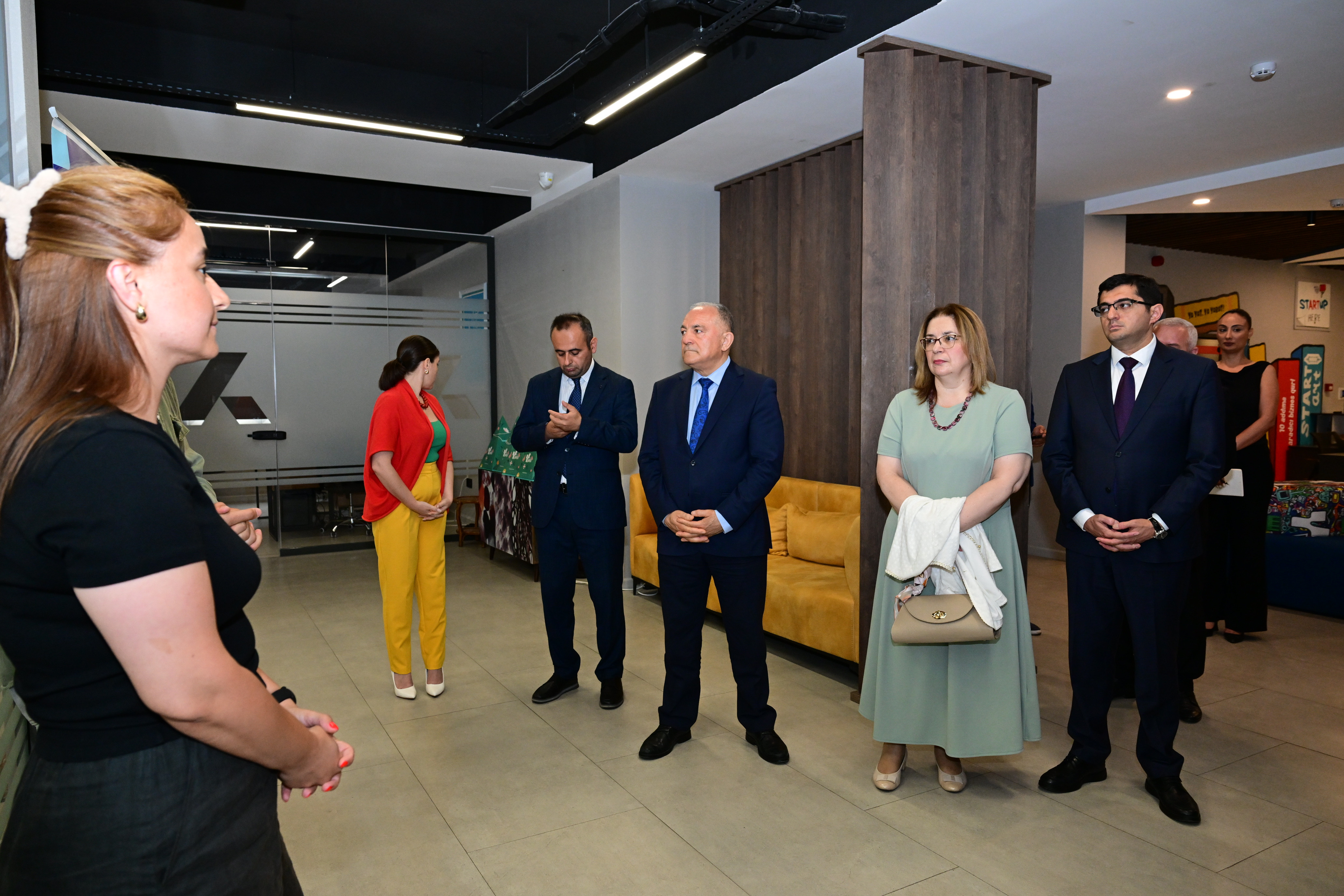 Yaradıcı sahələr üzrə təhsil və sənaye əməkdaşlığı müzakirə olunub