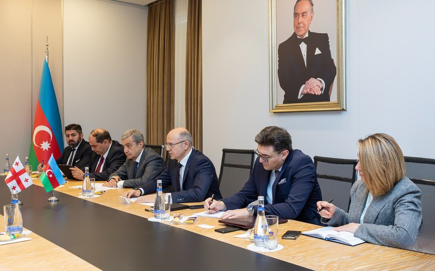 Azərbaycan Gürcüstanla qaz tədarükünün genişləndirilməsini müzakirə edib