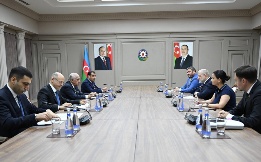 Əli Əsədov Ukraynanın energetika naziri ilə görüşüb