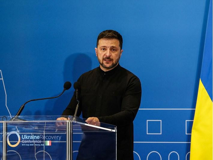 Zelenski: “Mesaj yox, əməl gözləyirik”