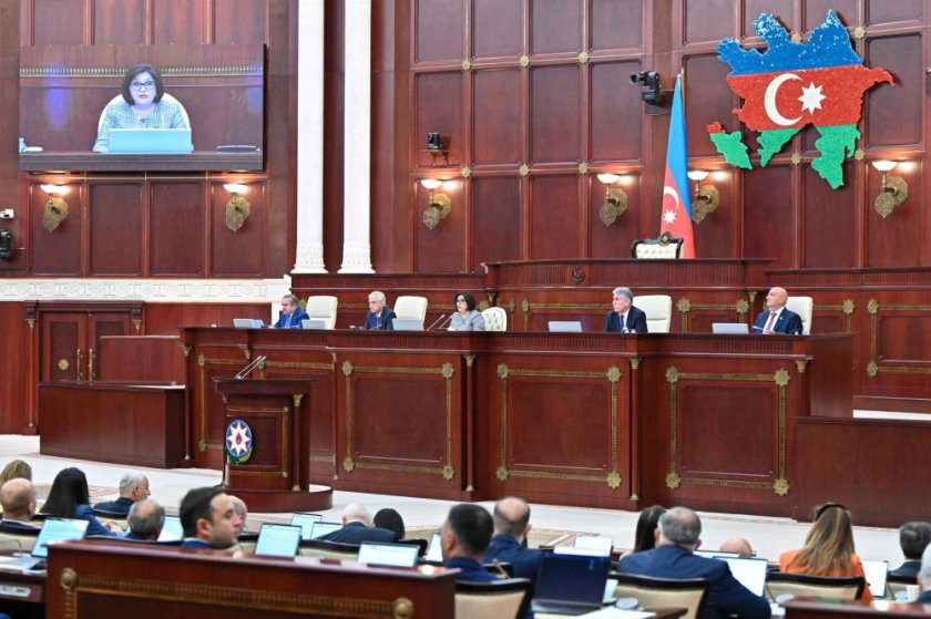 Milli Məclisin növbədənkənar sessiyası başa çatıb
