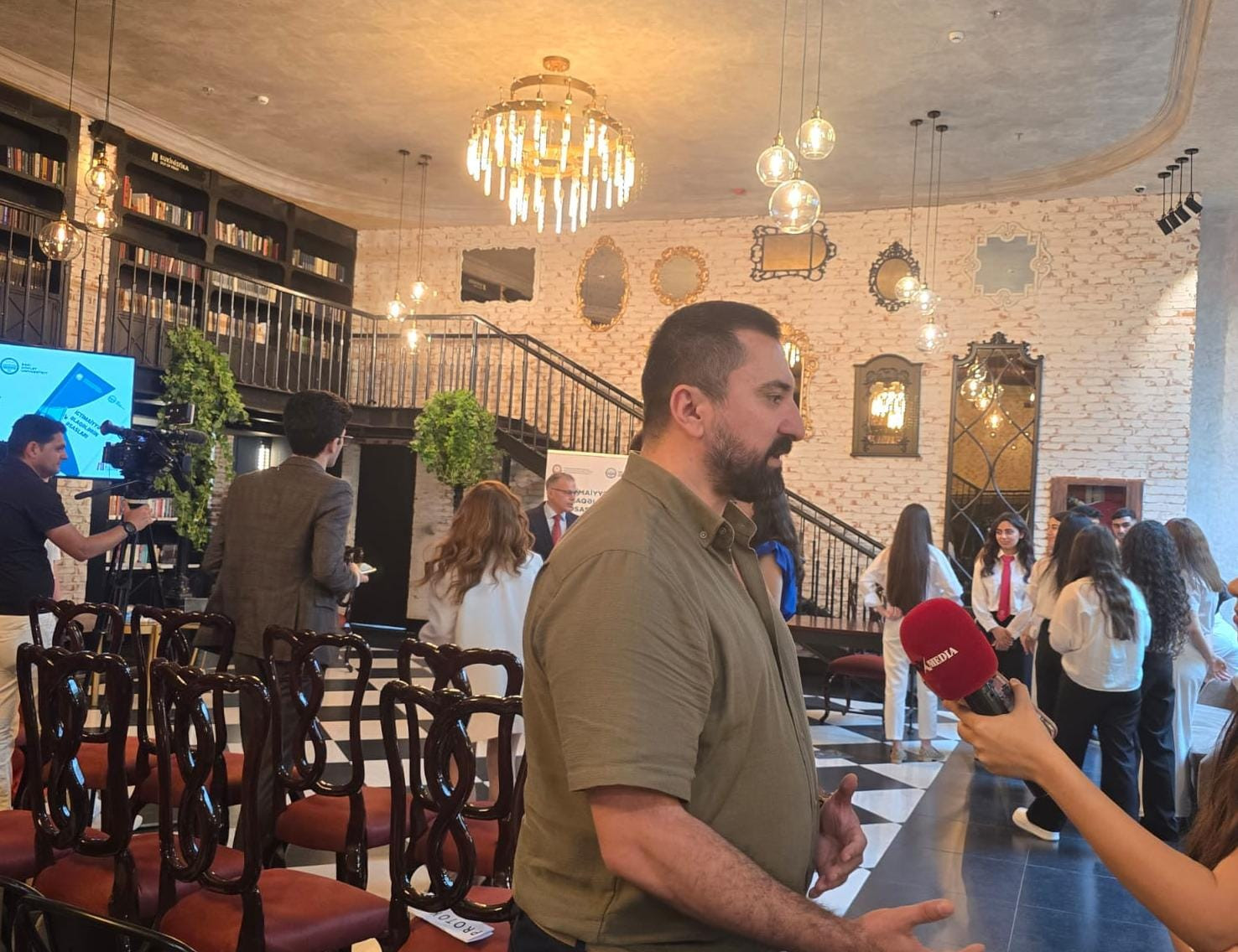 PR mütəxəssisi: "Jurnalistika fakültəsinin imkanları da genişlənə bilər"