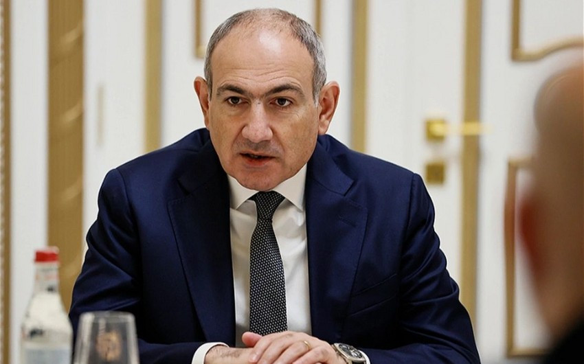 İravunk: "Paşinyan onun hakimiyyətini qoruyan əsas dayaqlar hesab olunan strukturlara şübhə ilə yanaşmağa başlayıb"