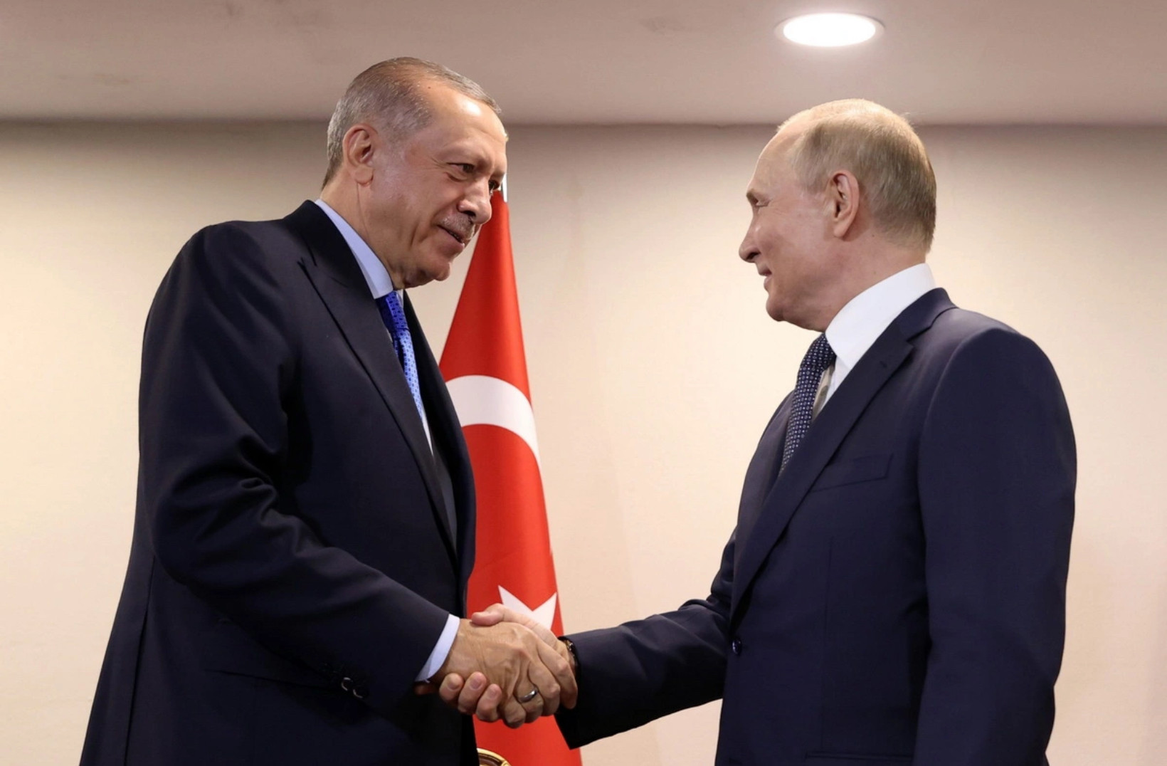 Ərdoğan və Putin Ukrayna ilə bağlı vəziyyəti müzakirə ediblər