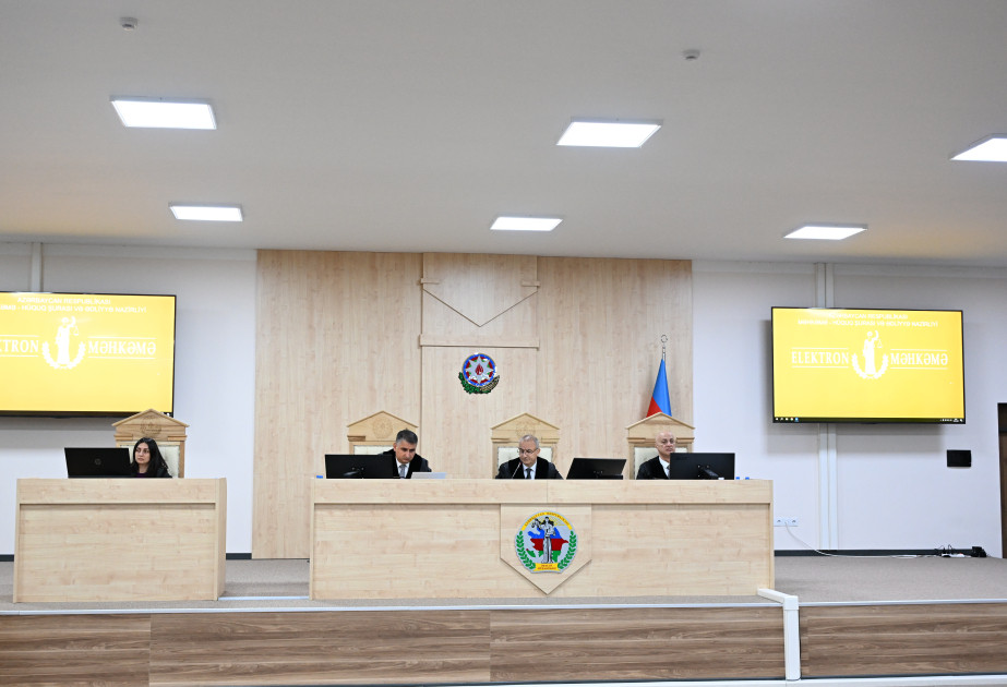 Ermənistan silahlı qüvvələrinin qalıqları və qeyri-qanuni erməni silahlı dəstələrinin törətdiyi təxribatlar nəticəsində zərər çəkmiş şəxslər məhkəmədə ifadə veriblər