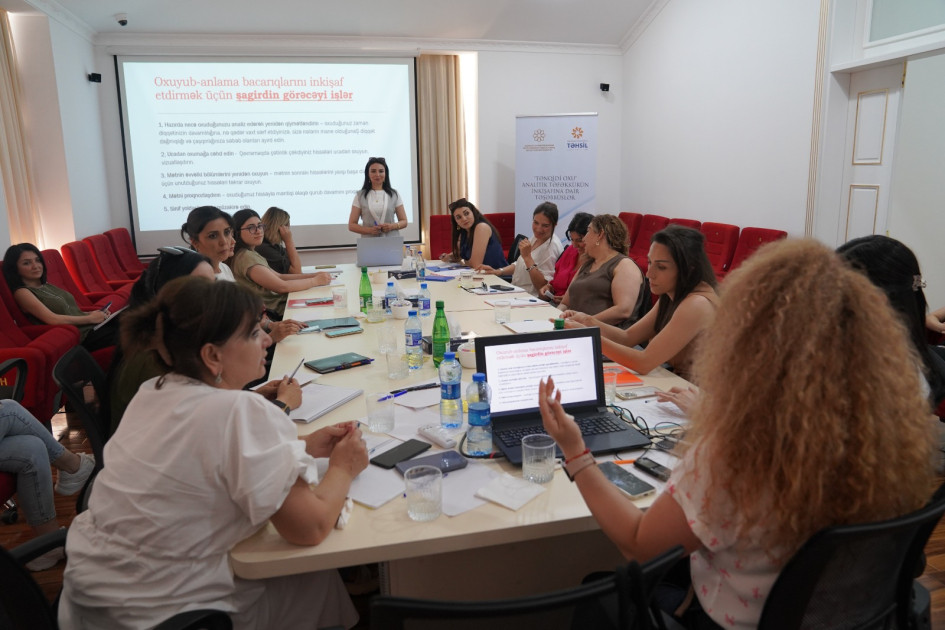 “Tənqidi oxu – analitik təfəkkürün inkişafına dair təşəbbüslər” layihəsi çərçivəsində seminar keçirilib