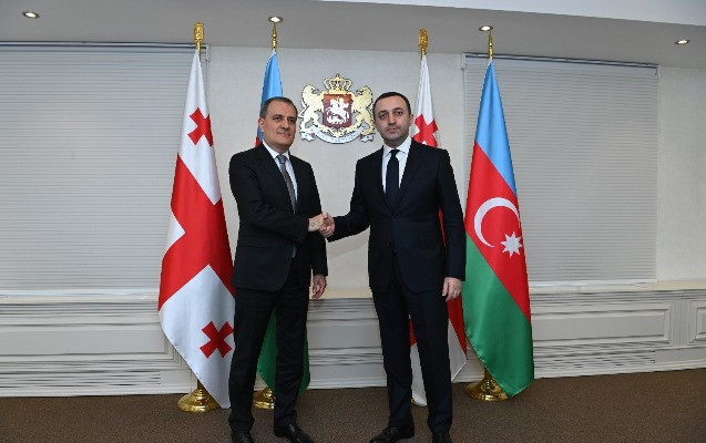 Ceyhun Bayramov Gürcüstanın Baş naziri ilə görüşüb