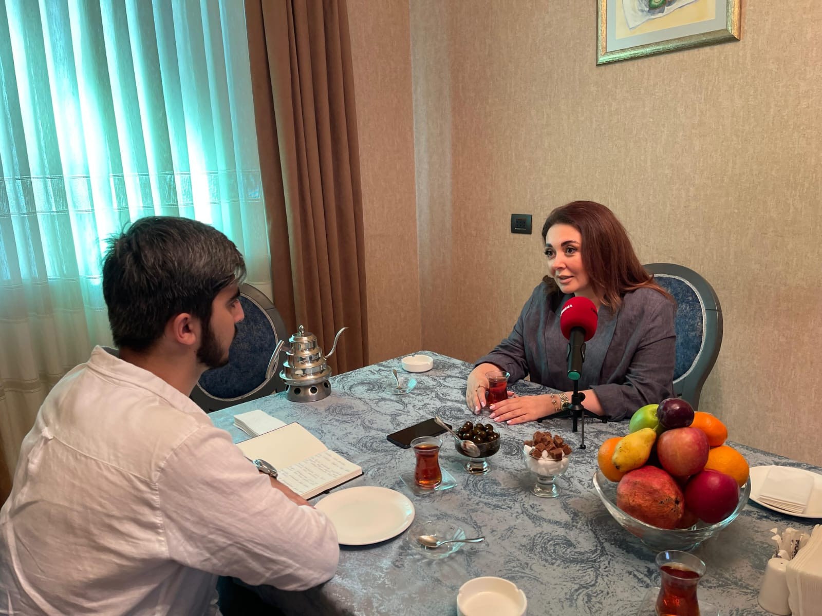 Lalə Azərtaş: "Tamaşaçıya bunu bildirmədən “Axşamınız xeyir, Azad Azərbaycandasınız” dedim