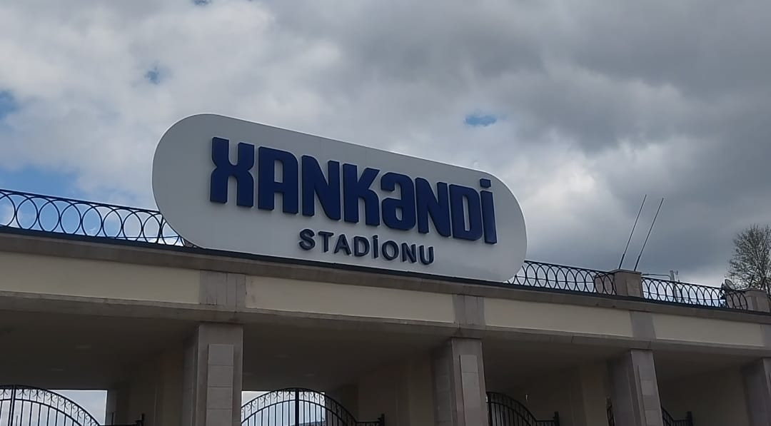 Xankəndidə stadionunda əsaslı təmir başlayıb