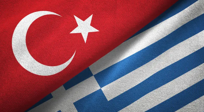 Yunanıstan Türkiyəni miqrant axınında günahlandırır