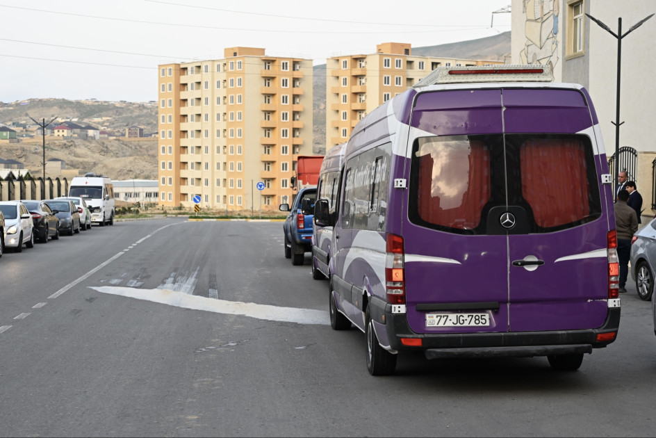 Növbəti köç karvanı Cəbrayıl şəhərinə çatıb