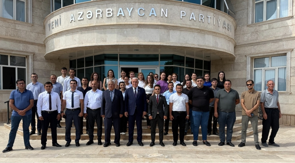 Deputat Vüqar Rəhimzadə Culfada seçiciləri ilə növbəti görüşünü keçirib
