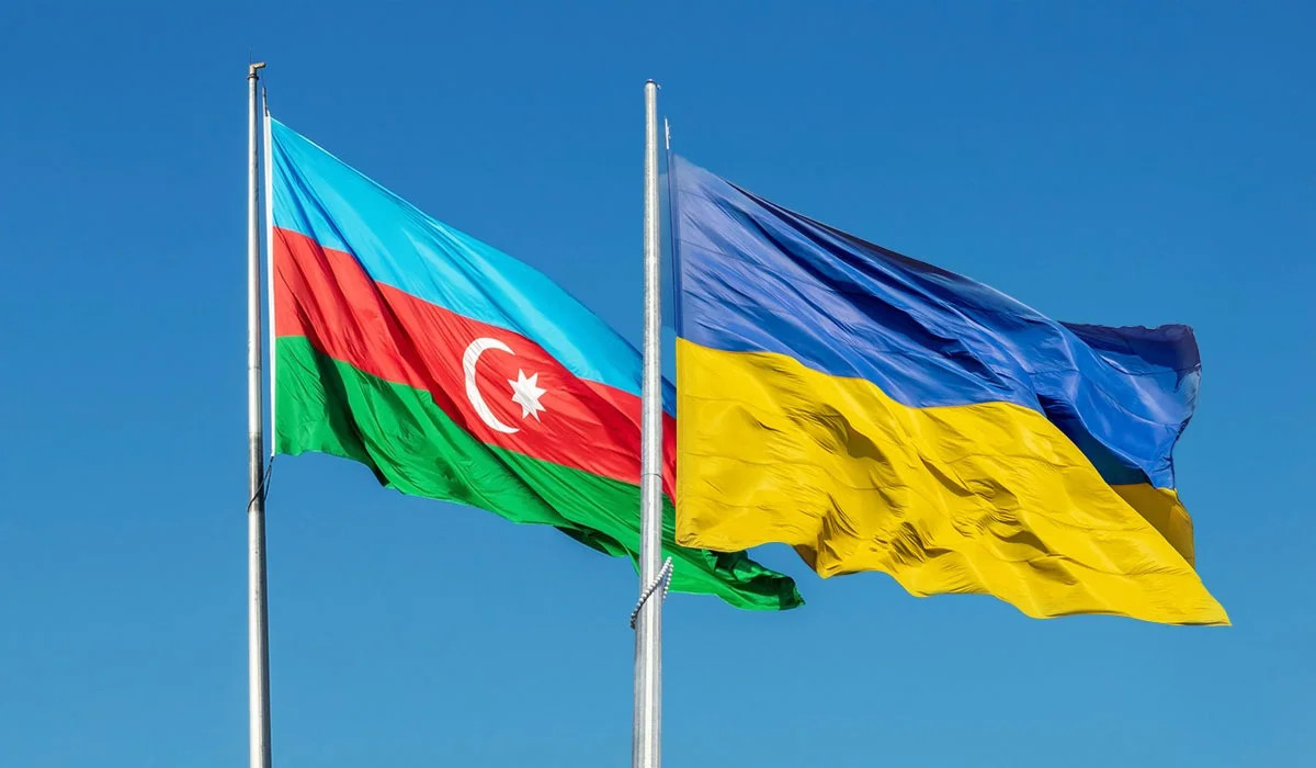 Hikmət Hacıyev Ukrayna səfiri ilə strateji tərəfdaşlığı müzakirə edib