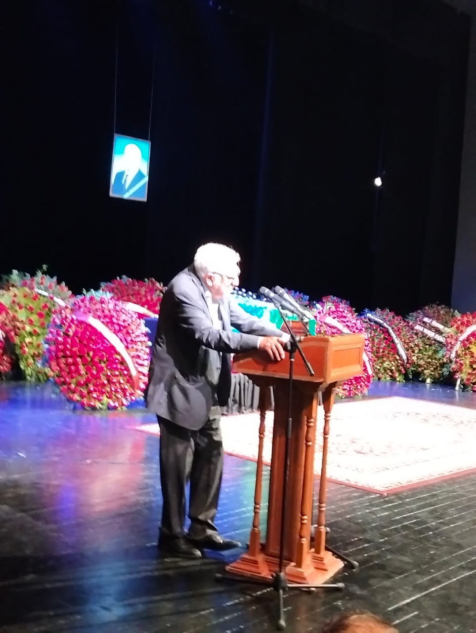 Anar Rzayev: "Bu, talehin cəzasıdır ki, mən dostlarımı dəfn edirəm"