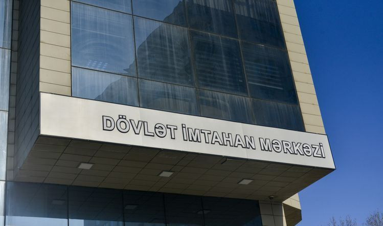Jurnalistika ixtisasına qəbul olmaq istəyən abituriyentlər üçün qabiliyyət imtahanı keçirilib