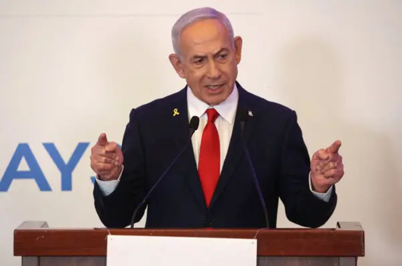 Netanyahu: "Qəzzanı azad edəcəyik."