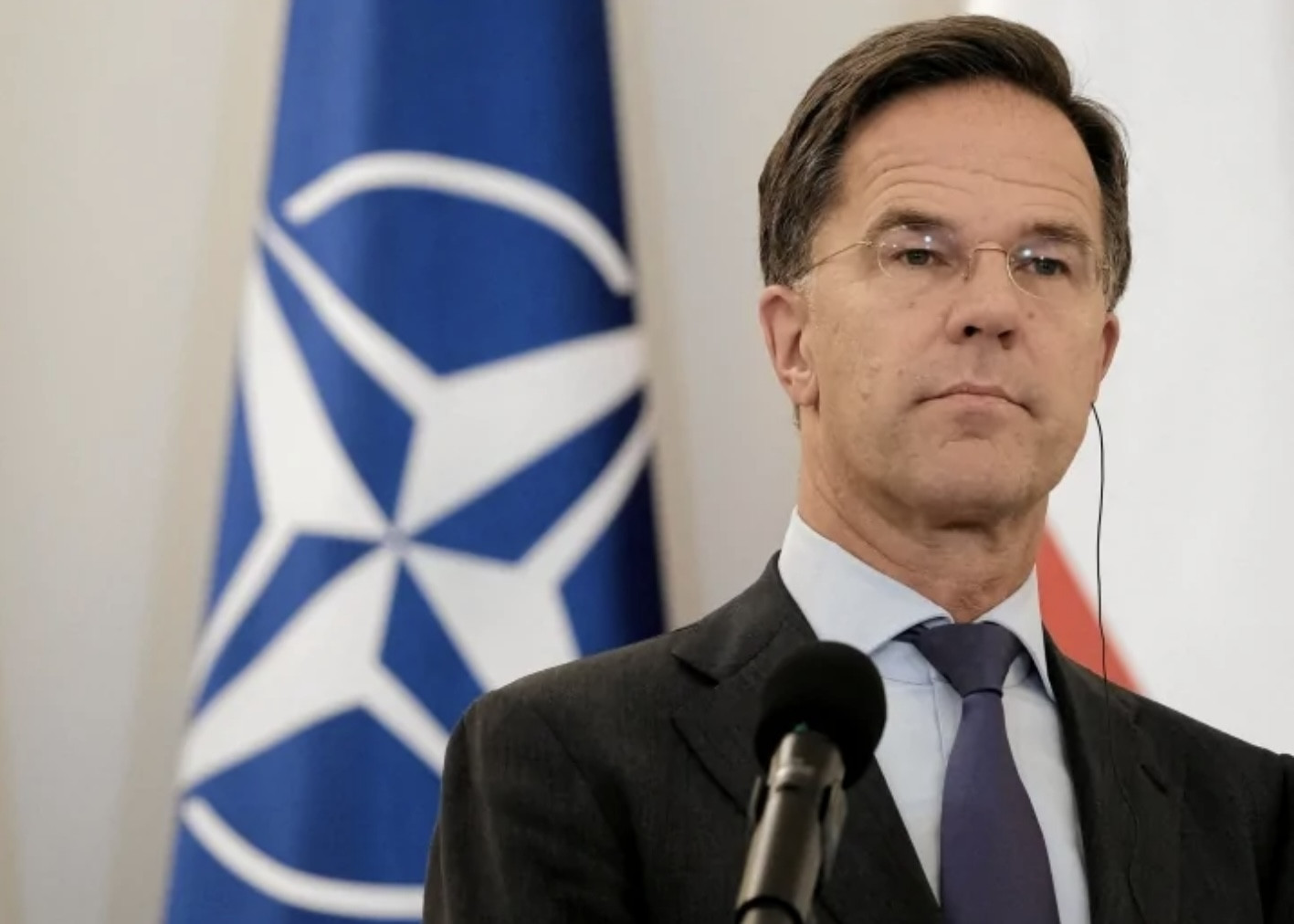 Rutte: NATO ölkələri Ukrayna üçün ABŞ silahı almalıdır