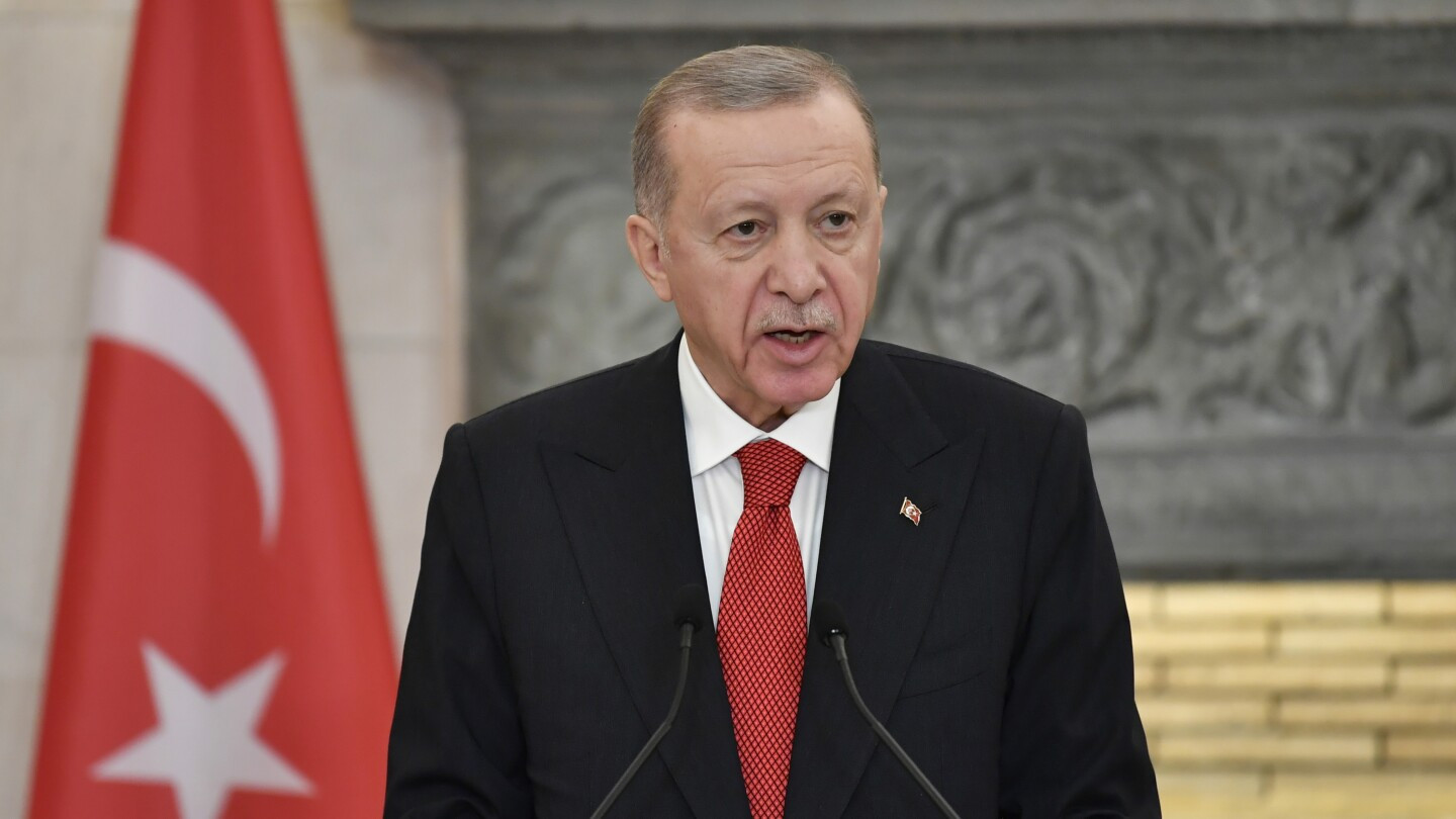 Zəlzələnin baş verdiyi andan bütün aidiyyatı qurumlarımız tədbirlər görür - Ərdoğan