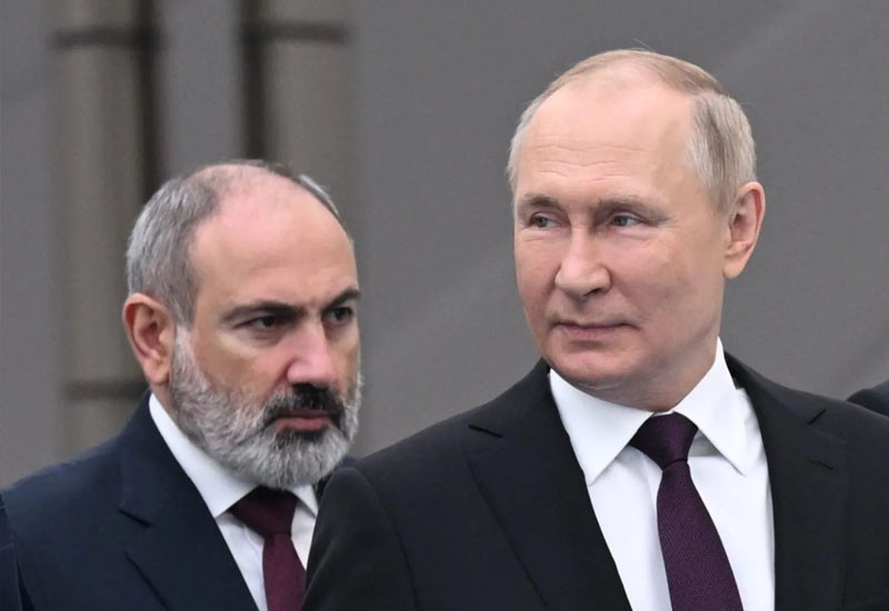 Nikol Paşinyanla Vladimir Putin arasında telefon danışığı olub