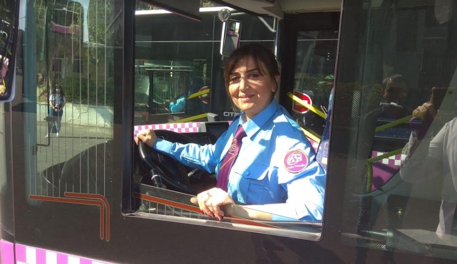 Qadınlar da avtobus sürəcək: Etibar etmək olar?