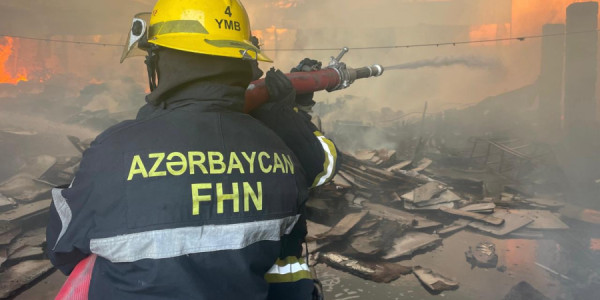 Bakıda internat məktəbinin yataqxanasında yanğın olub