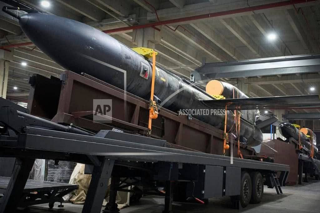 "Associated Press"-in fotoqrafı Ukrayna ballistik raketinin ilk fotosunu dərc edib