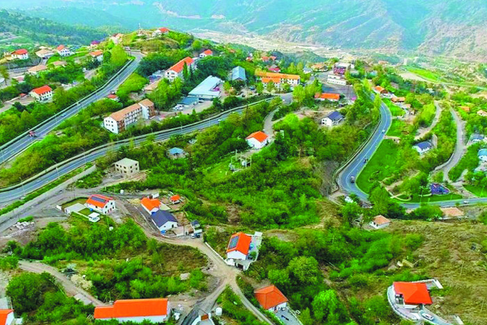 Laçına ilin sonuna qədər 40 ailə köçürüləcək