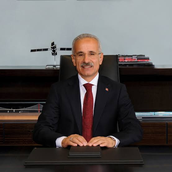 Türkiyəli nazir: