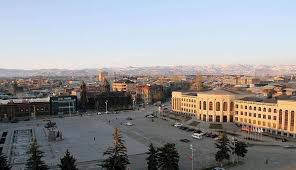 Gümrüdə iki aksiya: