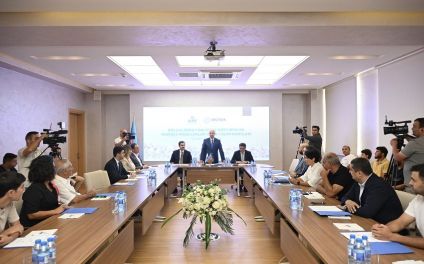 Velosiped idmanı sahəsində bölgələrdə fəaliyyət göstərəcək məşqçi-müəllimlər üçün təlim kursları başlayıb