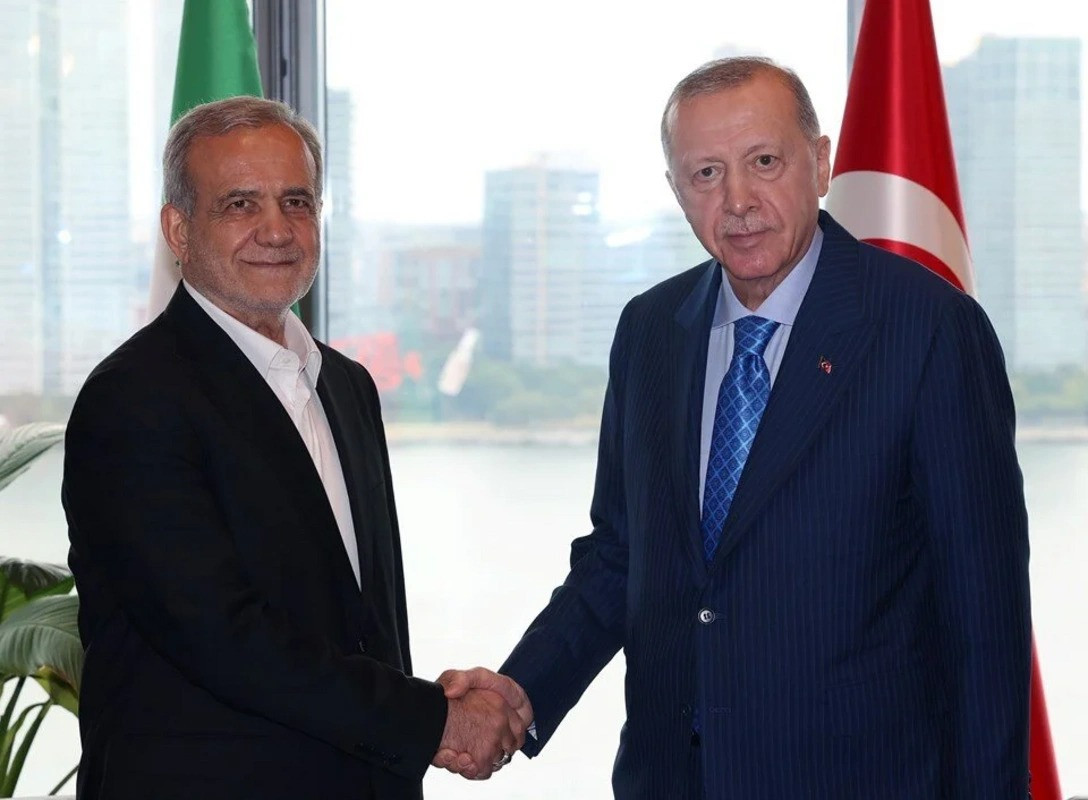Ərdoğan və Pezeşkian Cənubi Qafqazda sülh prosesini müzakirə ediblər