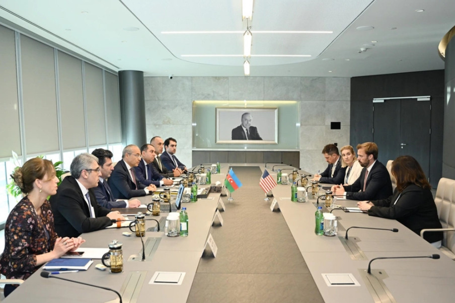 Mikayıl Cabbarov ABŞ Dövlət Departamentinin baş rəsmisi ilə əməkdaşlıq müzakirələri aparıb