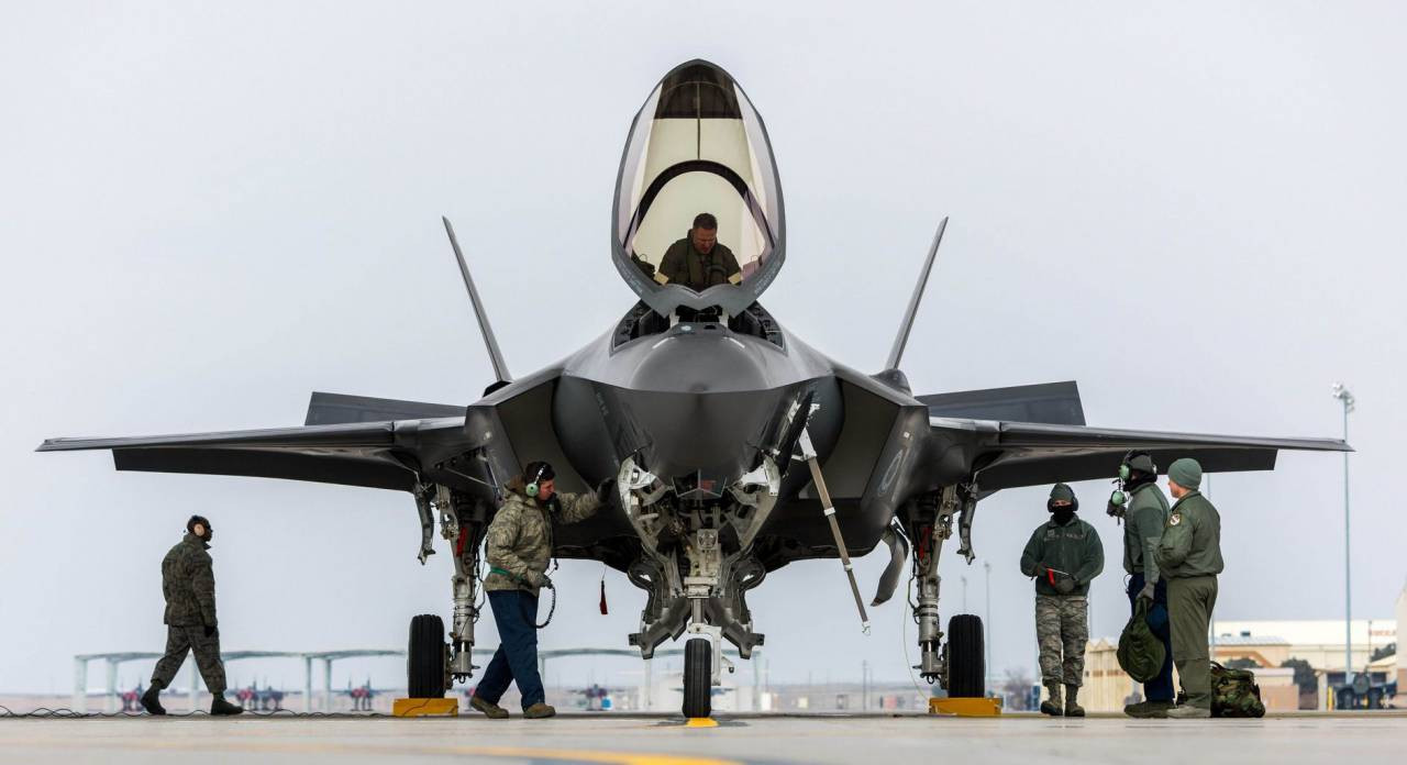 F35-lərin qiyməti artdı, ABŞ-İsveçrə arasında gərginlik yarandı