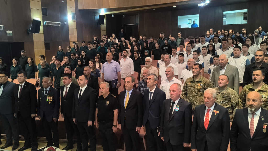 Azərbaycan və Türkiyədən olan şəhid ailələri və qazilərlə İğdırda görüş keçirilib