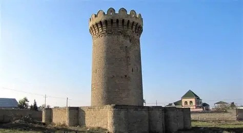 Kiçik Mərdəkan qəsrində bərpa işlərinə başlanılıb
