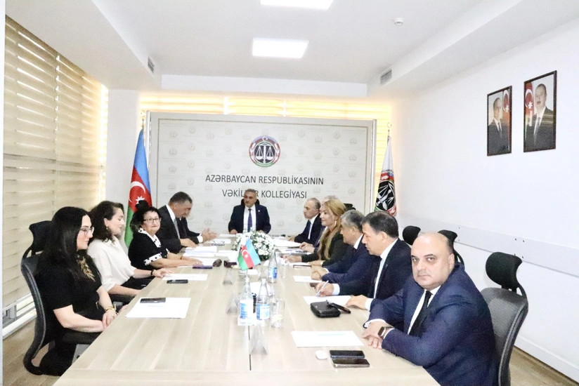 Vəkillər Kollegiyası Rəyasət Heyətinin iclasında vəkilliyə qəbulla bağlı məsələyə baxılıb