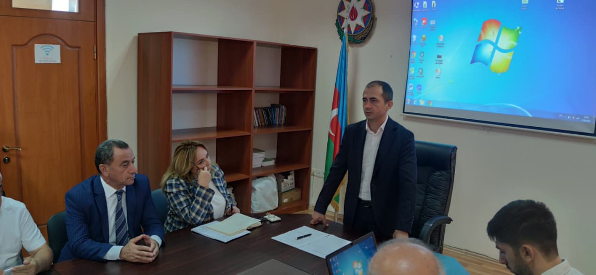 Coğrafiya İnstitutunun Elmi şurasında təcrübə hesabatı dinlənilib
