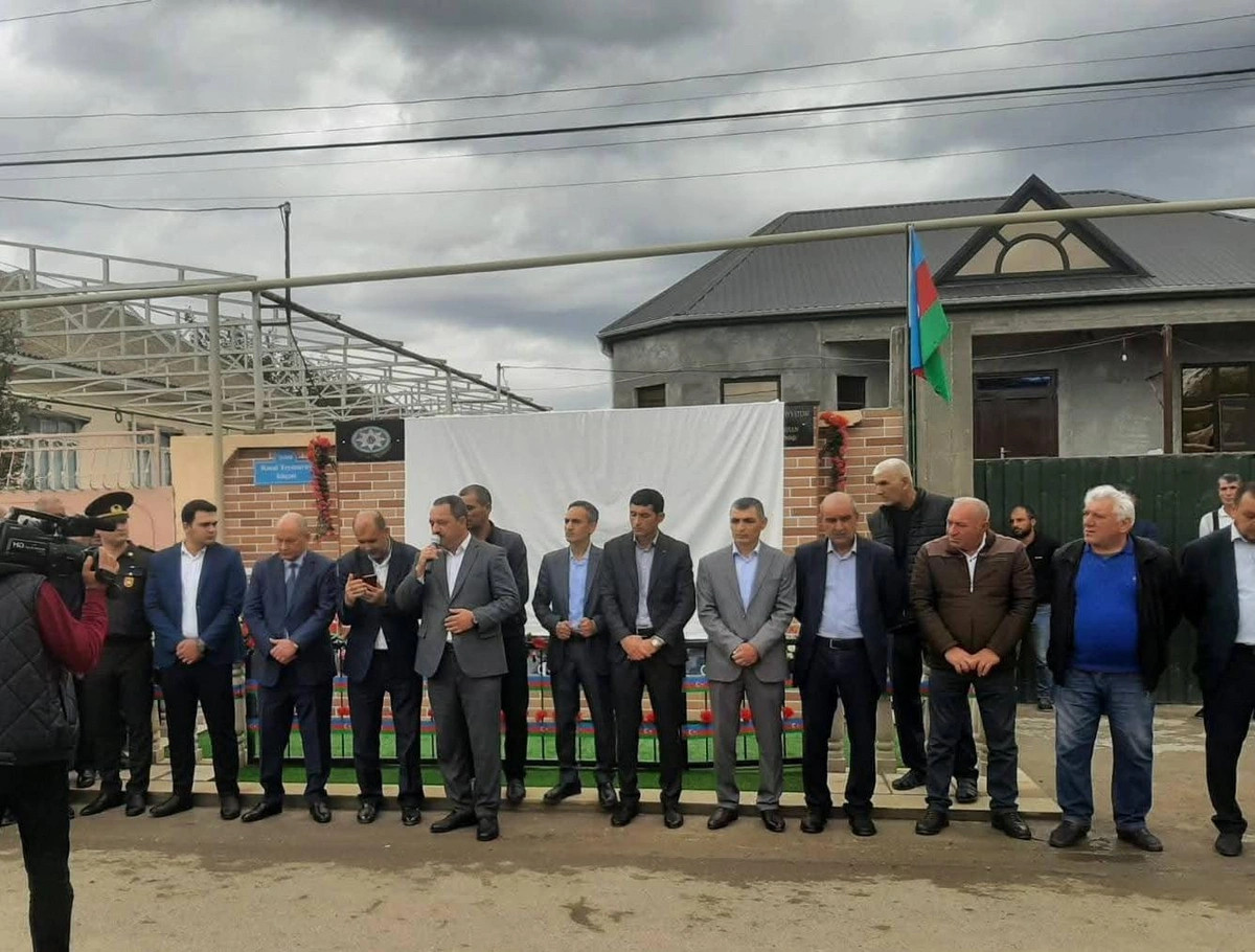 Antiterror əməliyyatında şəhid olan hərbçinin xatirə bulağının açılışı olub
