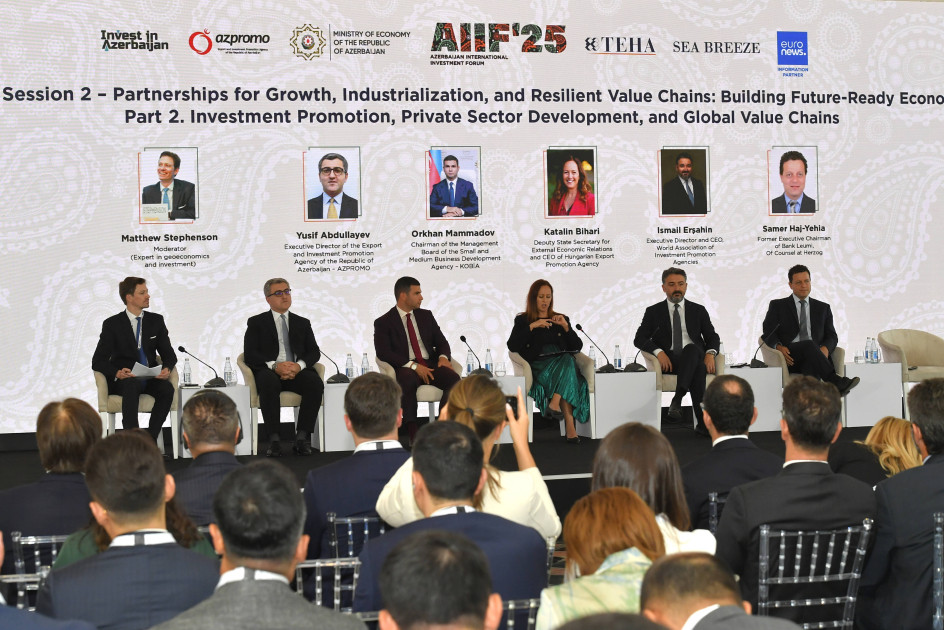 I Azərbaycan Beynəlxalq İnvestisiya Forumu panel sessiyalarla davam edir