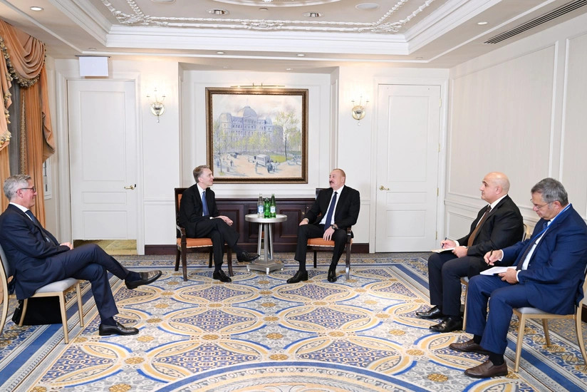 Prezident İlham Əliyev "Brookfield Asset Management" şirkətinin baş icraçı direktoru ilə görüşüb