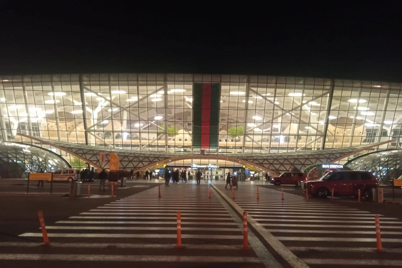 Dünya çempionatında uğurlu çıxış edən Azərbaycanın yunan-Roma güləşçiləri Vətənə qayıdıblar
