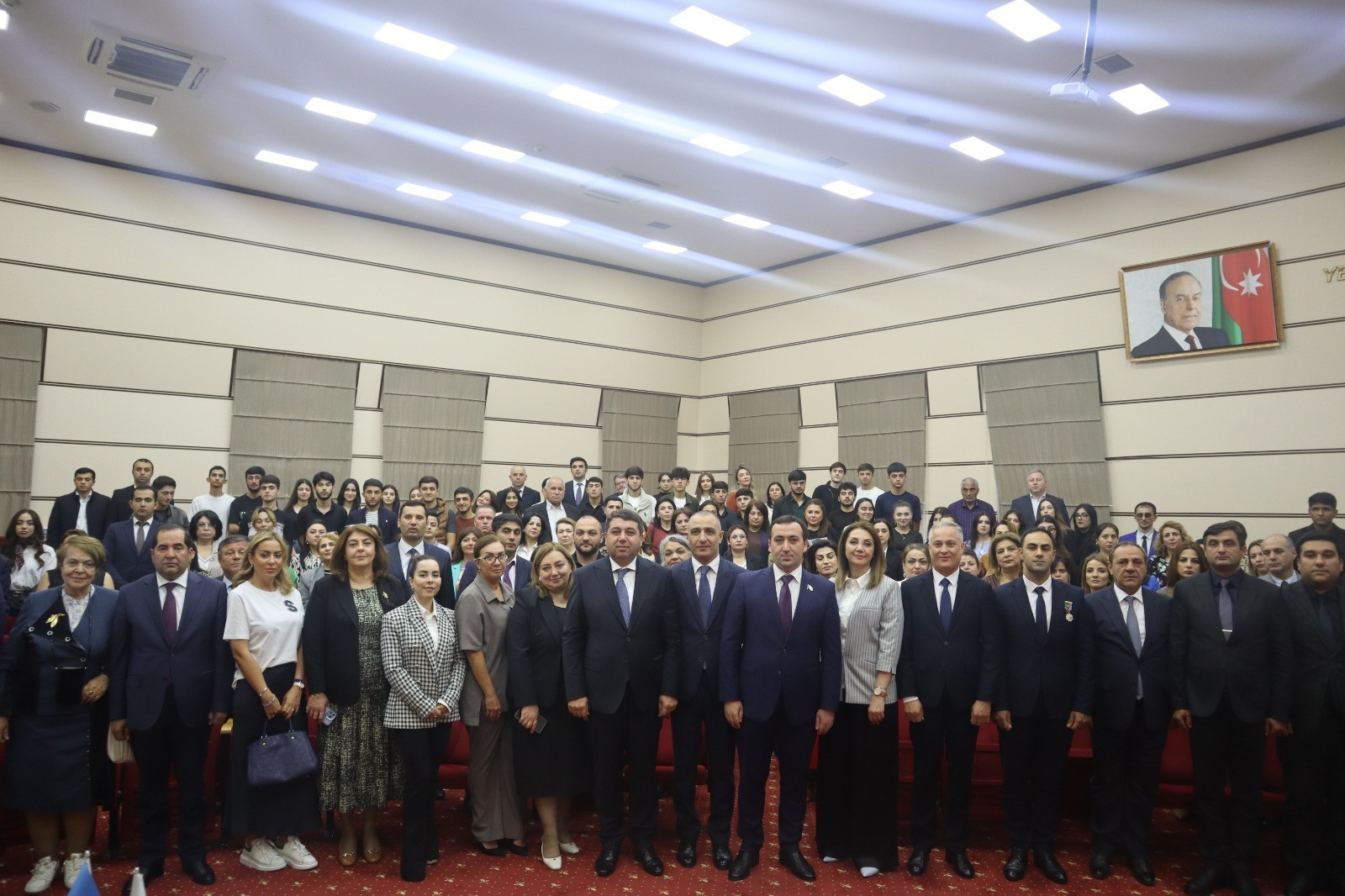 YAP Yasamal rayon təşkilatında “Azərbaycan silahının gücü” mövzusunda tədbir keçirilib